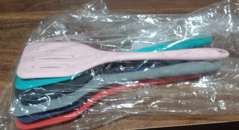 Multipurpose Silicone Spoon, Silicone Basting Spoon Non-Stick Kitchen Utensils Household Gadgets Heat-Resistant Non Stick Spoons Kitchen Cookware Items For Cooking and Baking (6 Pcs Set) Multipurpose Silicone Spoon, Silicone Basting Spoon Non-Stick Kitchen Utensils Household Gadgets Heat-Resistant Non Stick Spoons Kitchen Cookware Items For Cooking and Baking (6 Pcs Set)